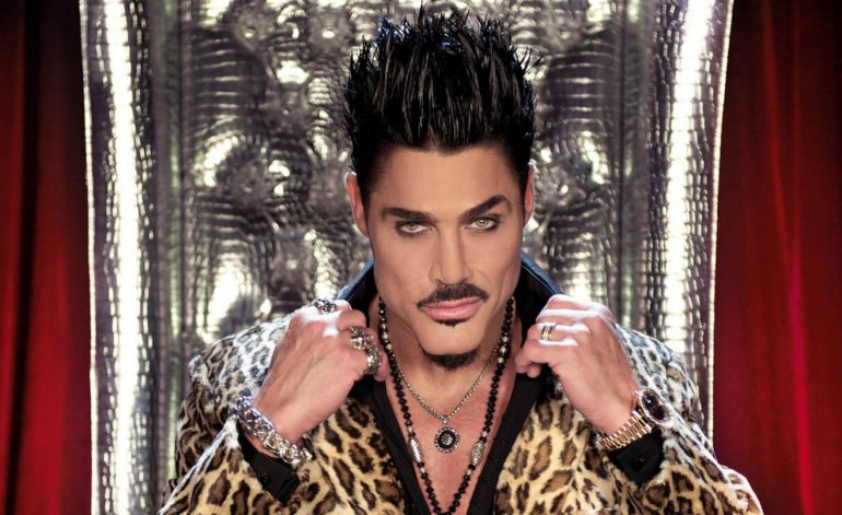 Los inesperados tweets de Ricardo Fort