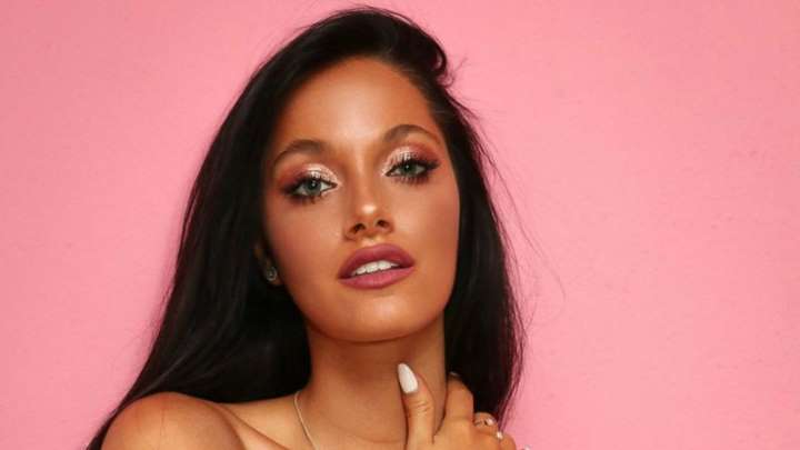 Oriana Sabatini presenta su nuevo tema, Luna llena