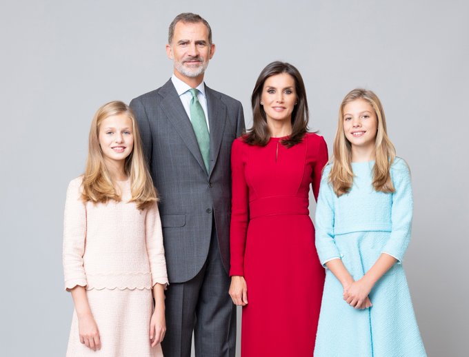 Las nuevas fotos oficiales de la familia real