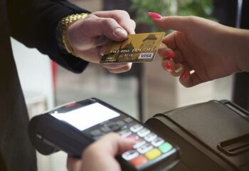 4 enfermedades del dinero que te impiden avanzar y lograr una estabilidad económica