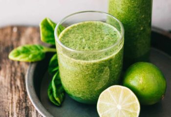 Conoce la manera correcta de tomar jugos verdes para recobrar la energía y mejorar tu salud