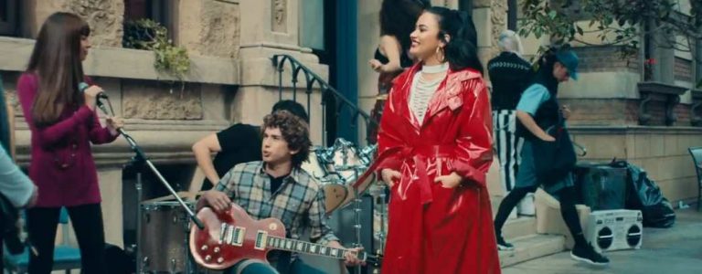 Demi Lovato se resigna a ver como su ex pareja vive feliz