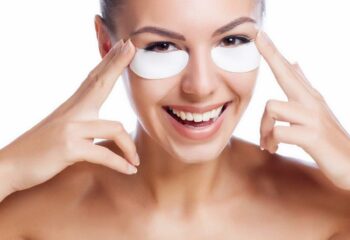 Trucos de belleza contra las ojeras y bolsas ¡Vence al cansancio de tu mirada!