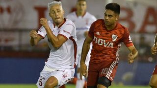 Huracán hundió a River después de la amenaza de bomba