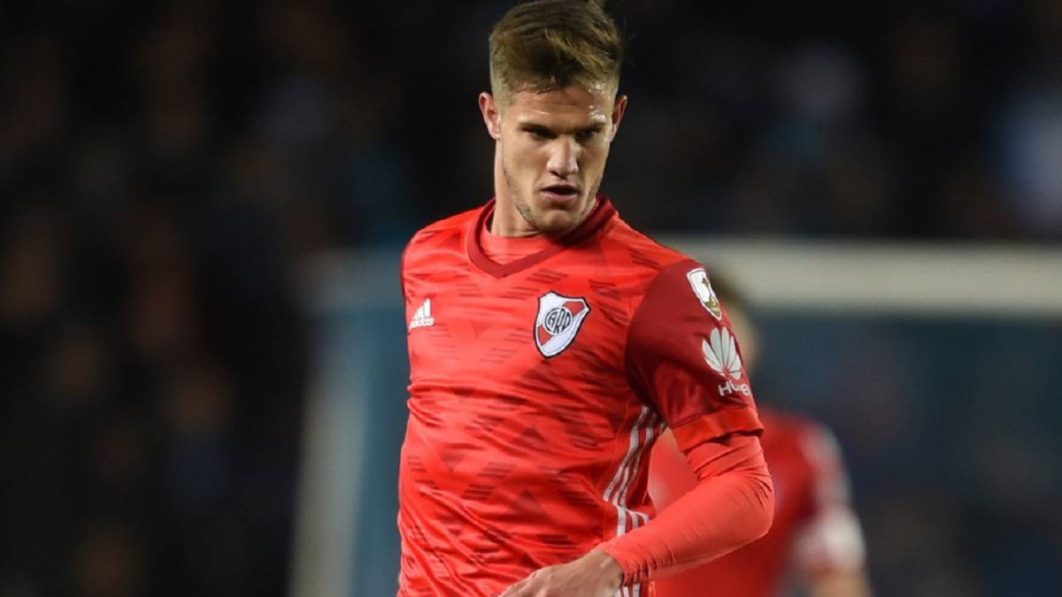 Zuculini le ganaría la pulseada a Nacho Fernández