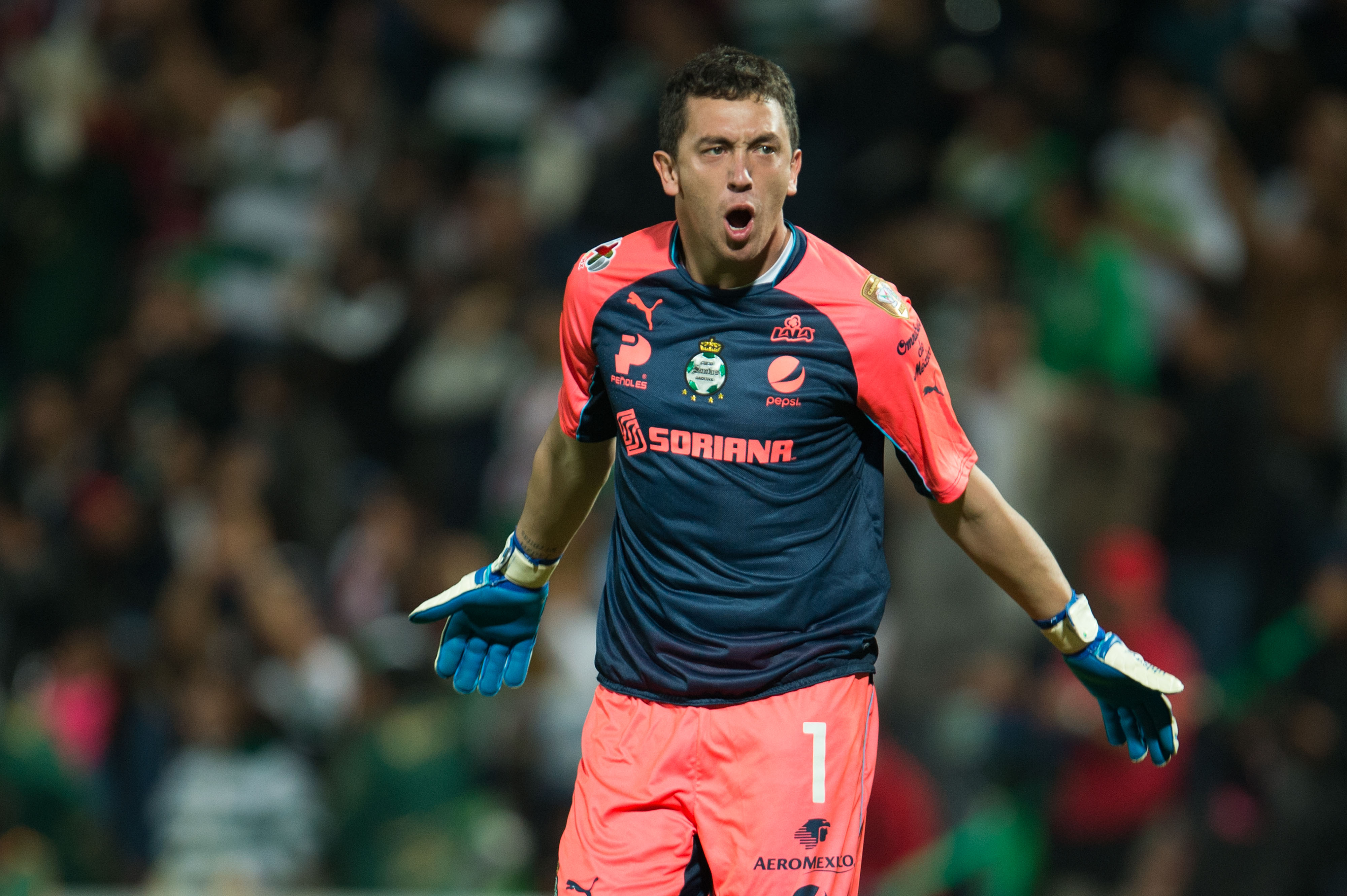 Quiere abrir la aduana