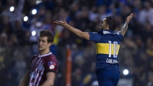 Carlitos-Tevez-Boca-Godoy-AFP_CLAIMA20150823_0101_28