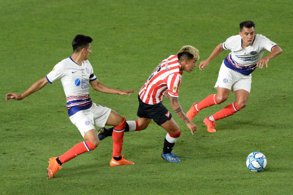 San Lorenzo visita a Estudiantes