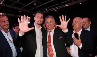 Fillol enojado con Armani