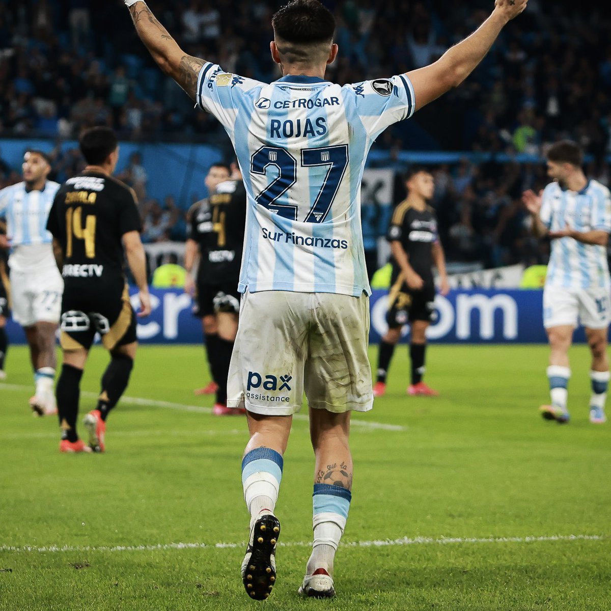 Gabriel Rojas se entrenó a la par en Racing y hay ilusión con su regreso ante Flamengo
