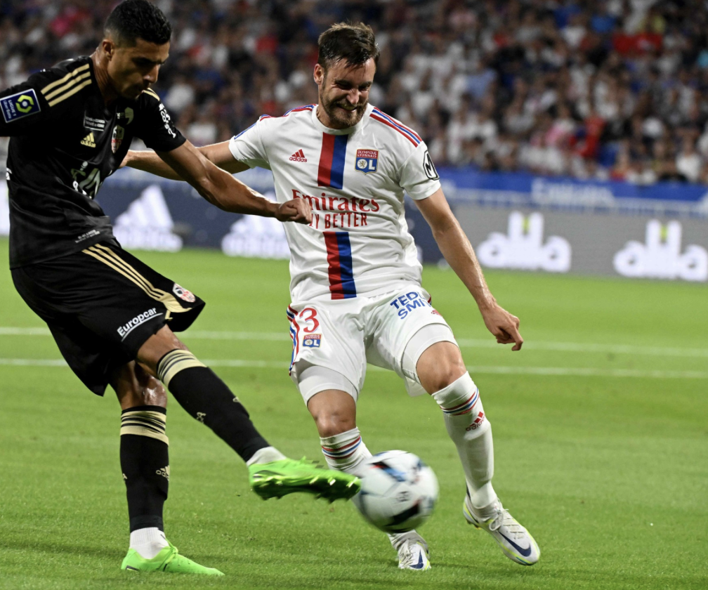 Tras el escándalo de Lyon, Nicolás Tagliafico definió su futuro