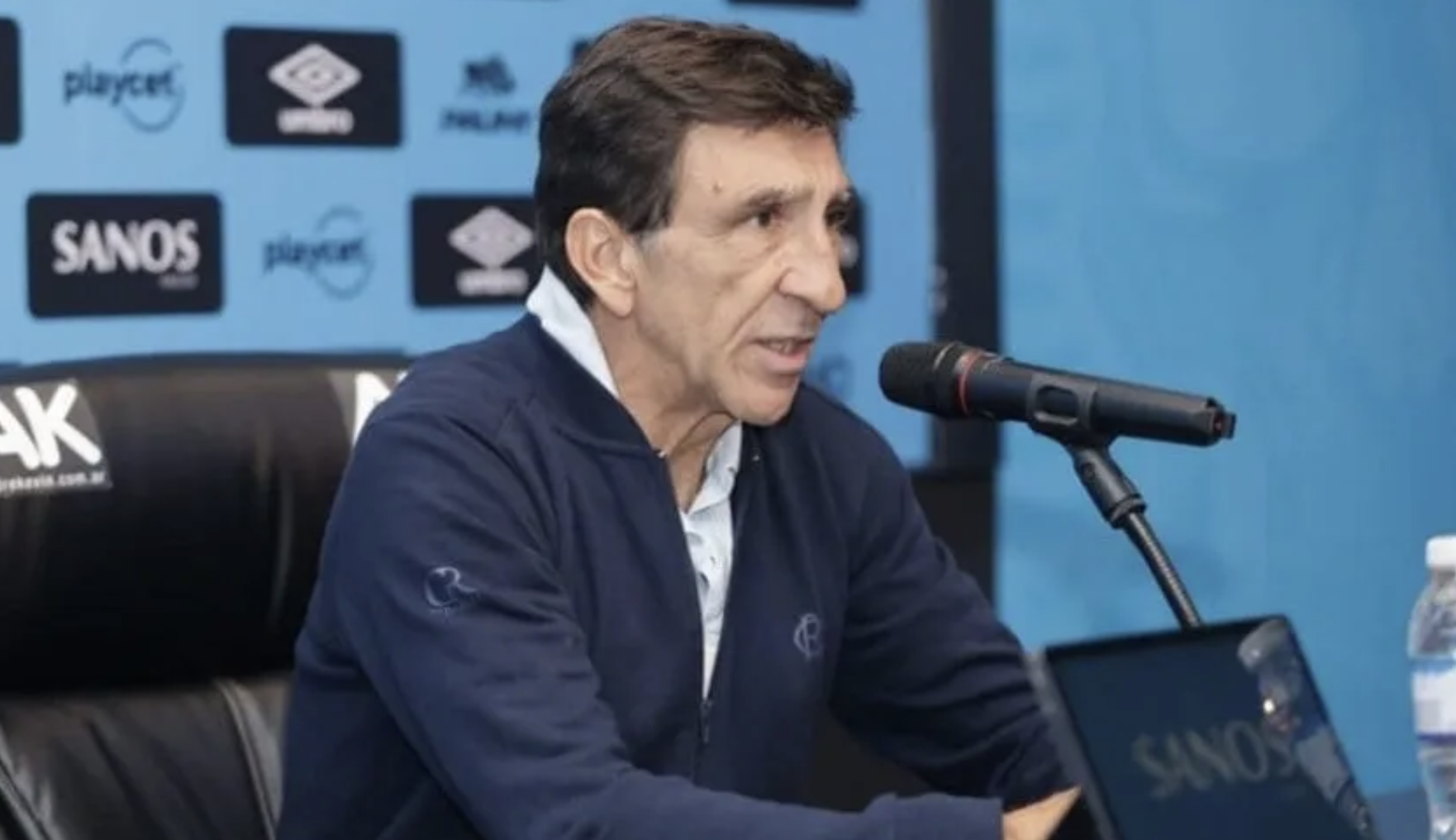 “Dividió a todos”