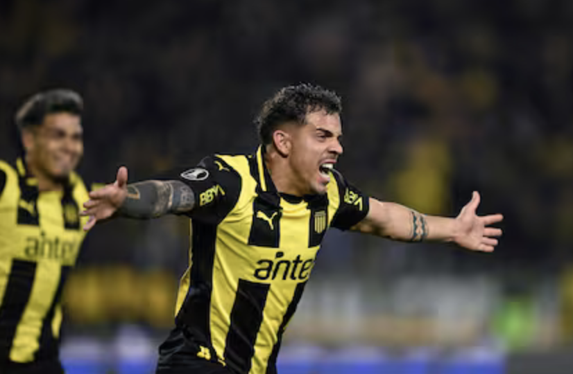 Racing cayó ante Peñarol y deberá darlo vuelta de local