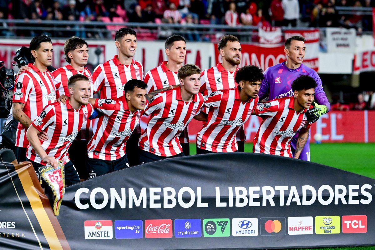 Estudiantes, otro argentino en cuartos de final