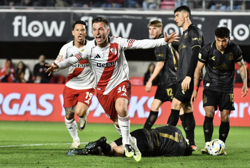 River le ganó a Estudiantes en La Plata