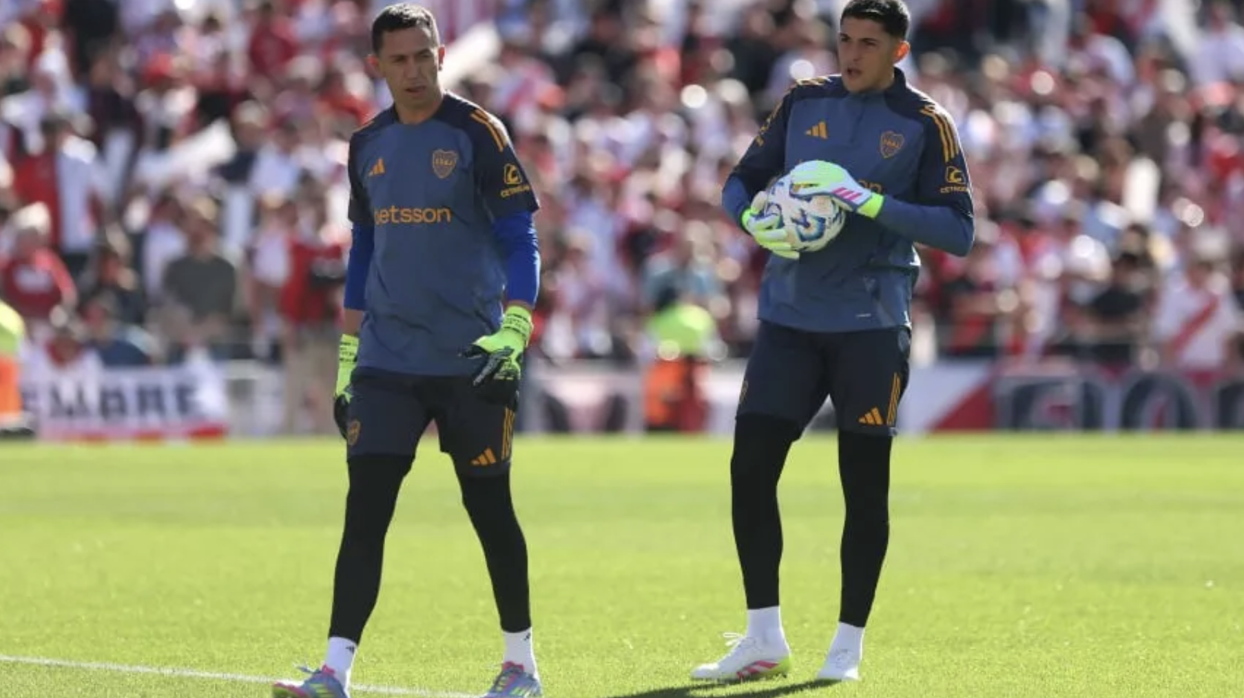 El debate de Russo: Brey o Marchesin