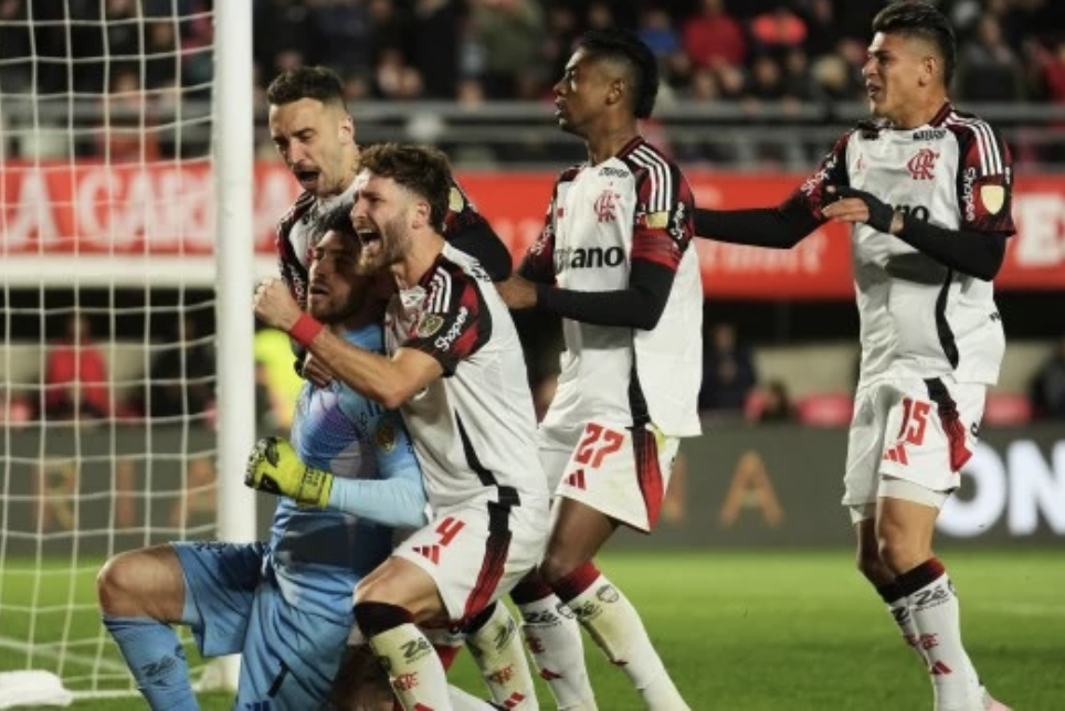 Flamengo eliminó a Estudiantes por penales