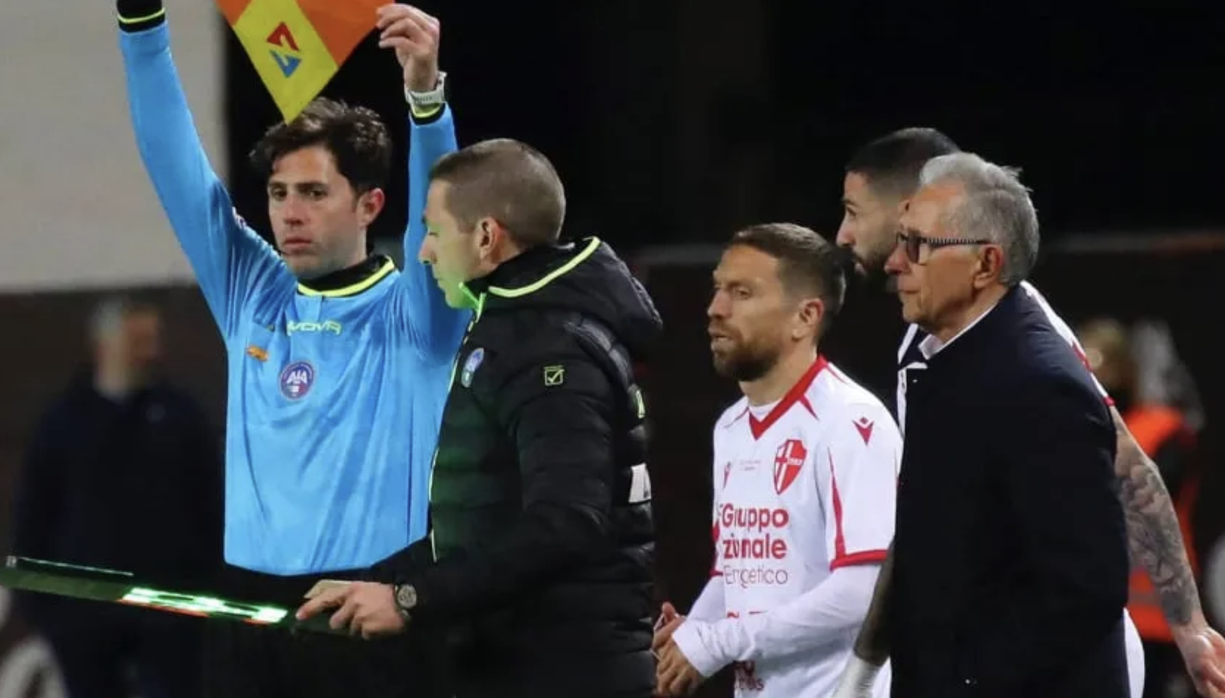 Papu Gómez volvió a jugar un partido oficial tras 776 días