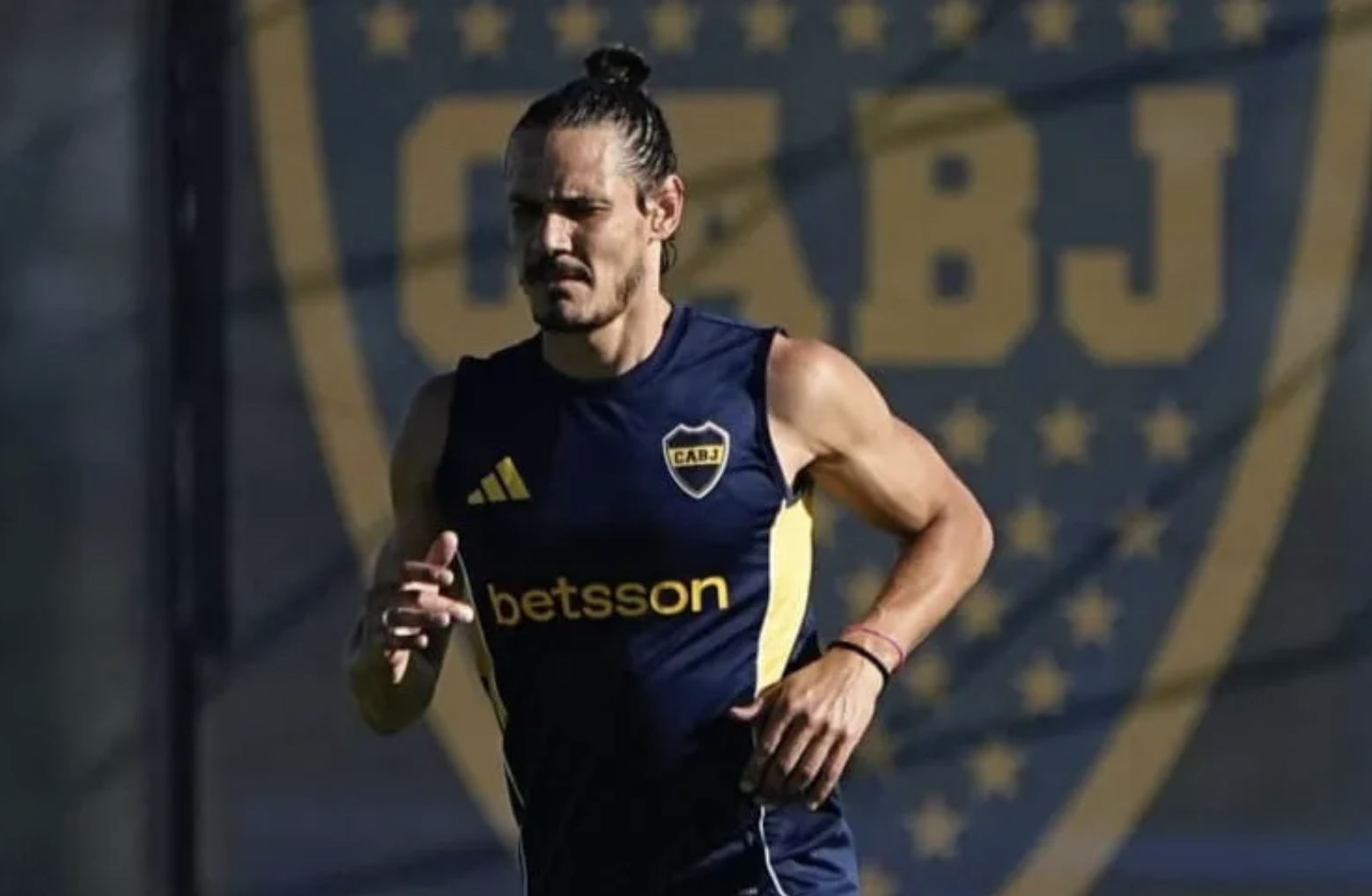 Por qué Cavani se entrena diferenciado en la pretemporada de Boca