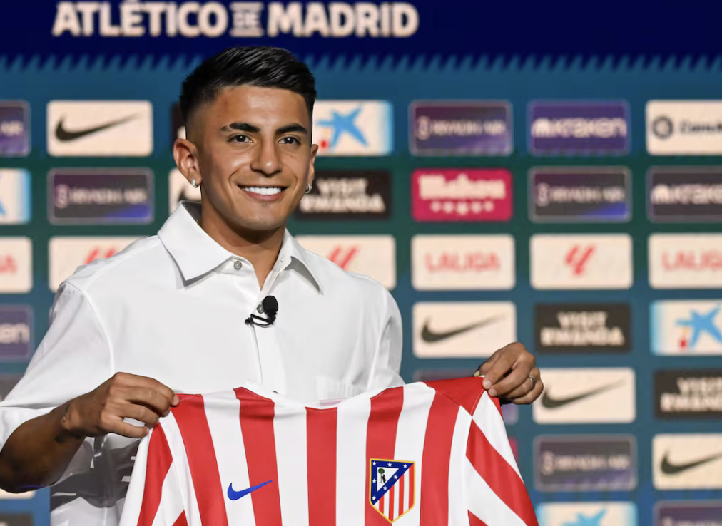Thiago Almada confirmó que continuará en Atlético de Madrid