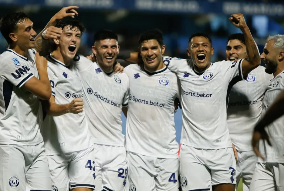 Independiente Rivadavia, el único equipo con puntaje perfecto en el Apertura