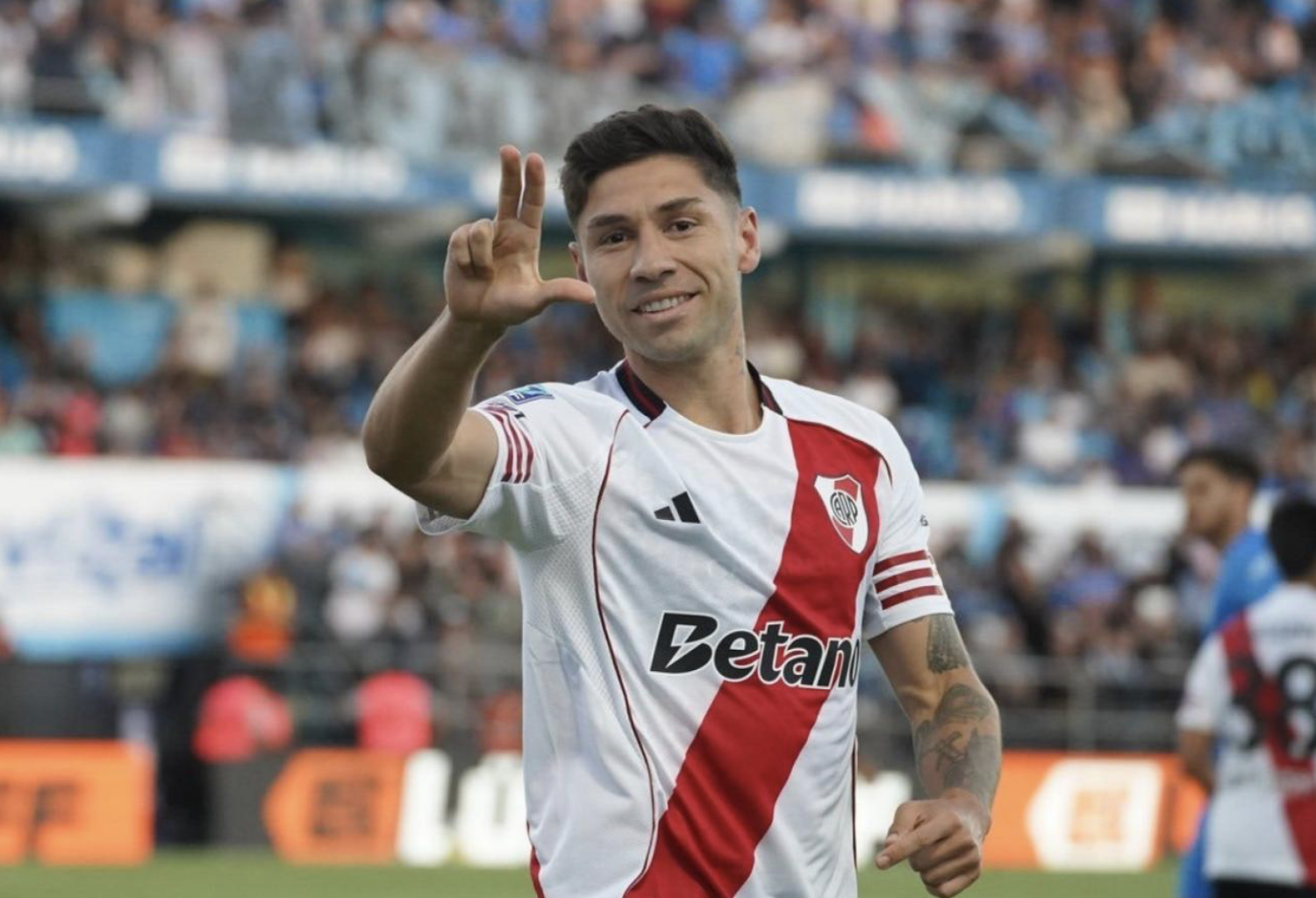 River ganó en un partido llenó de polémicas