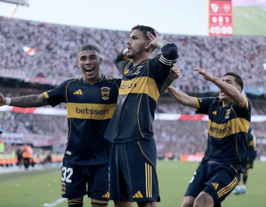 Boca le ganó a River en el Monumental con gol de Paredes