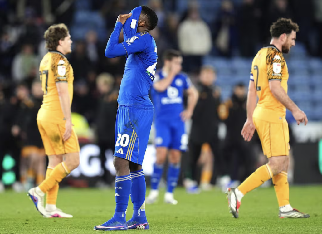 A diez años de ganar la Premier League, Leicester City descendió a la tercera división