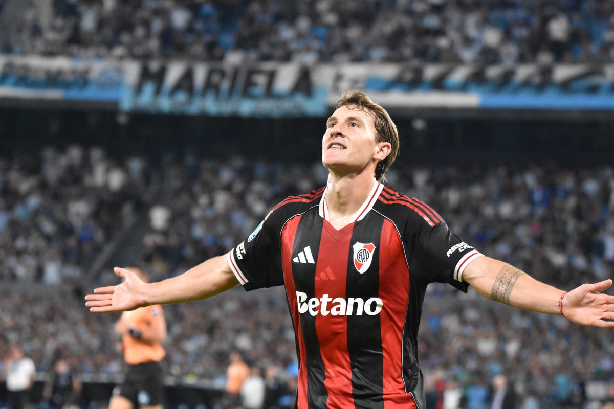 River se hizo fuerte en el Cilindro y llega entonado al Superclásico: derrotó 2-0 a Racing