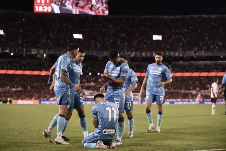Nuevo papelón de River en el Monumental: Atlético Tucumán lo venció y cortó una racha de 464 días sin ganar de visitante