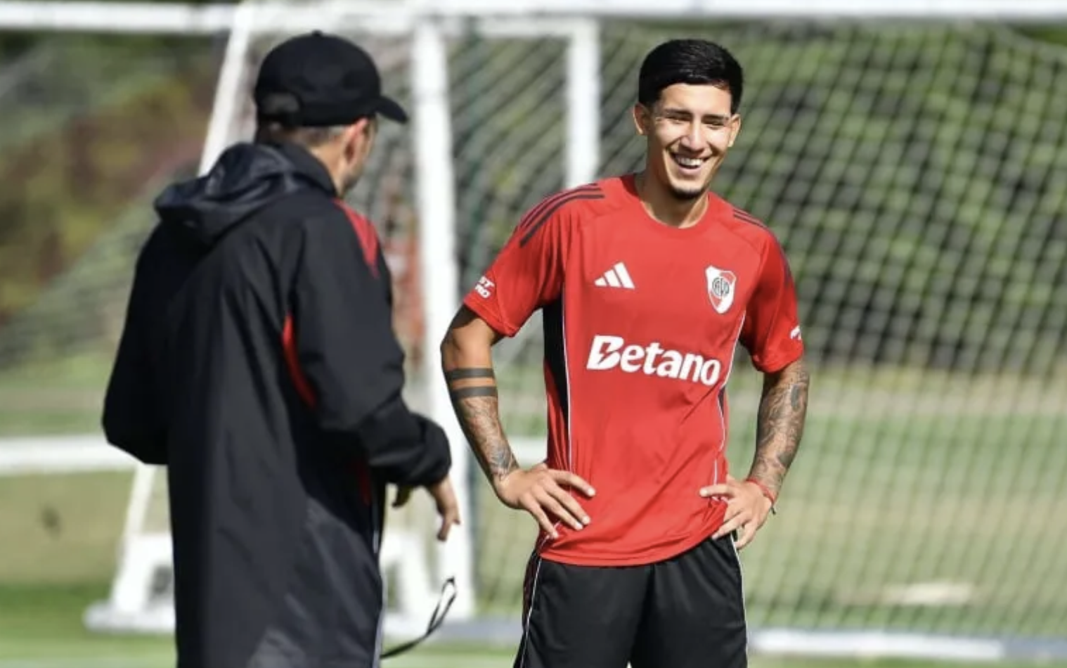 Tobías Ramírez, baja en River por una sinovitis en su rodilla derecha