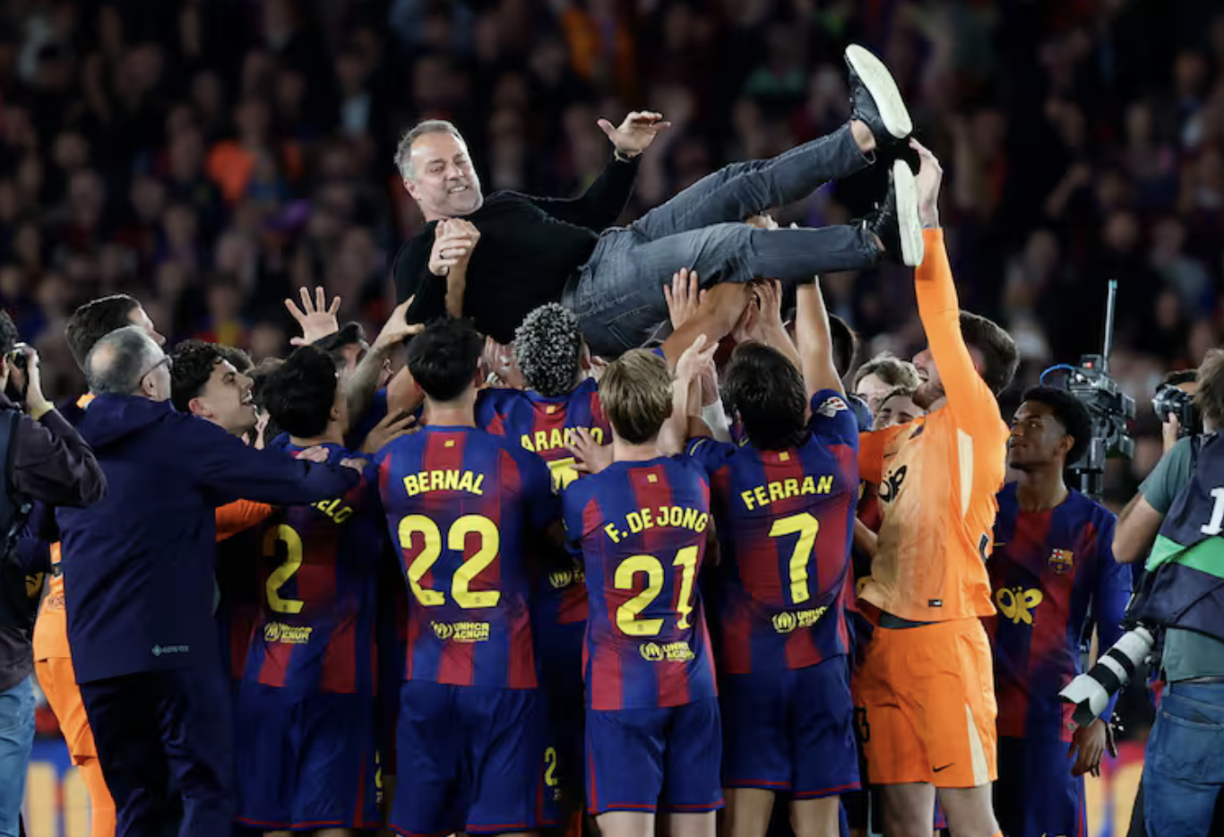 Barcelona campeón: le ganó 2 a 0 a Real Madrid y se quedó con el trofeo de la Liga