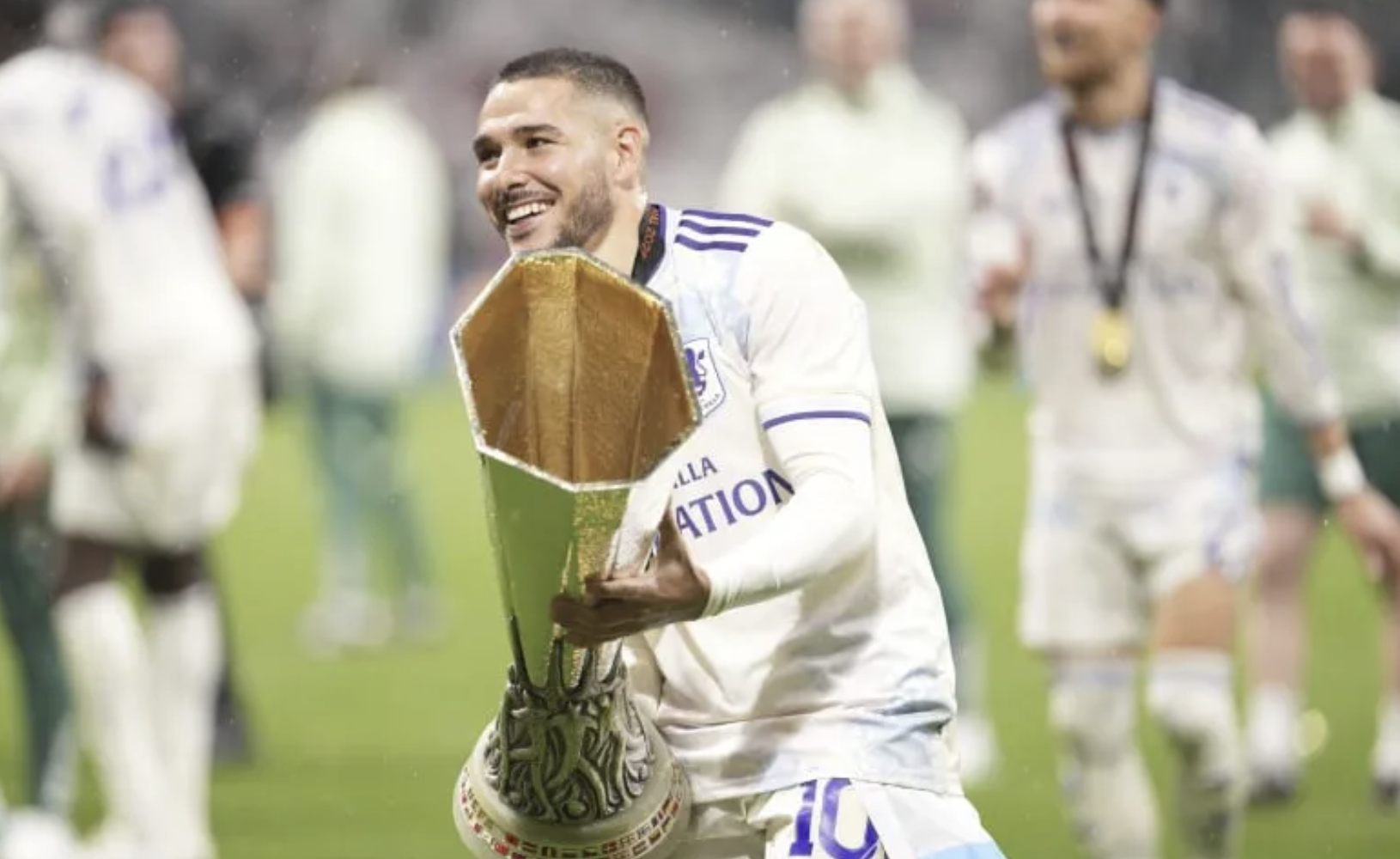 Buendía, el campeón de Europa League que sueña con jugar en River y estuvo en la final de Madrid