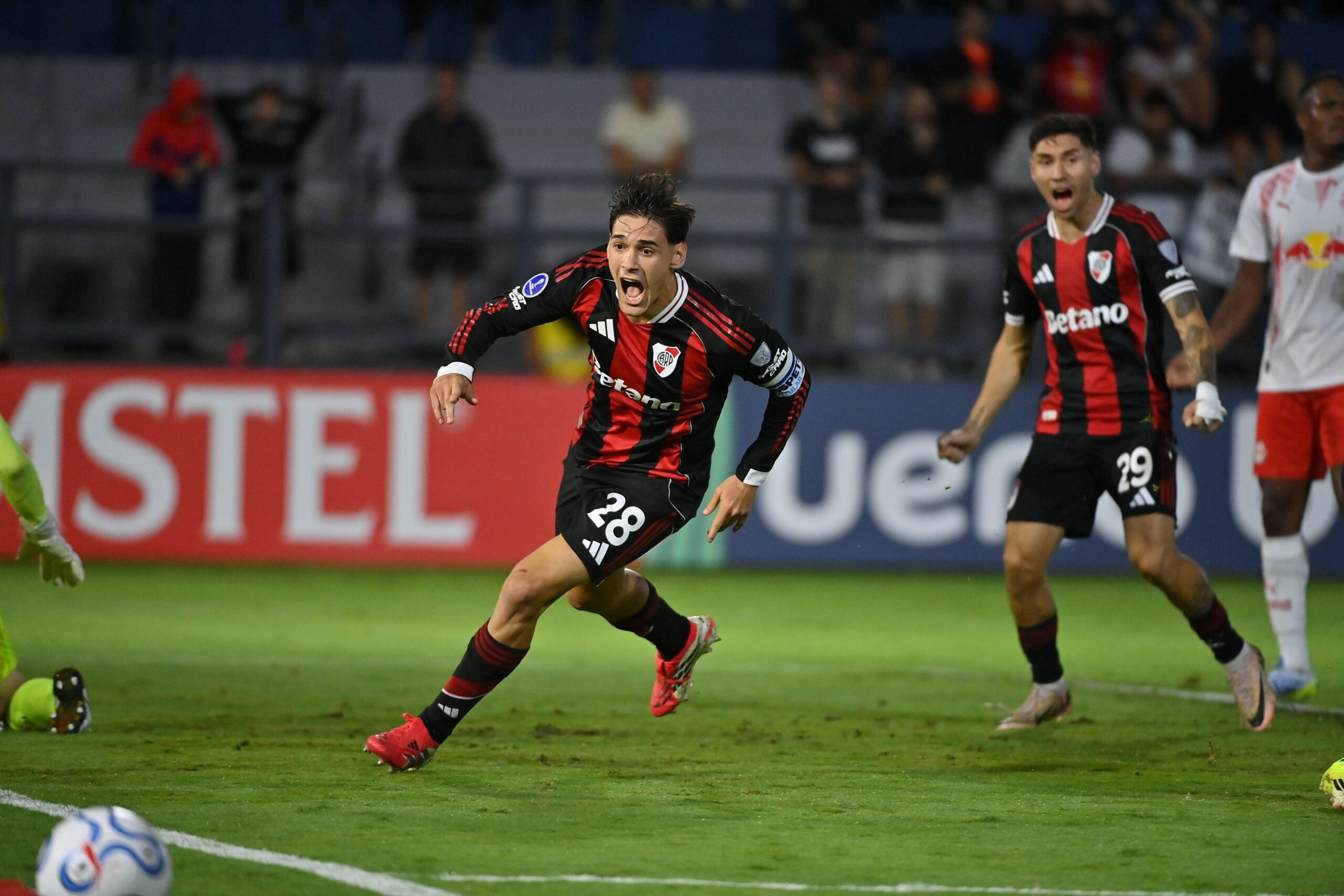 Beltrán le dio vida y River sumó un triunfazo ante Bragantino en Brasil por la Sudamericana