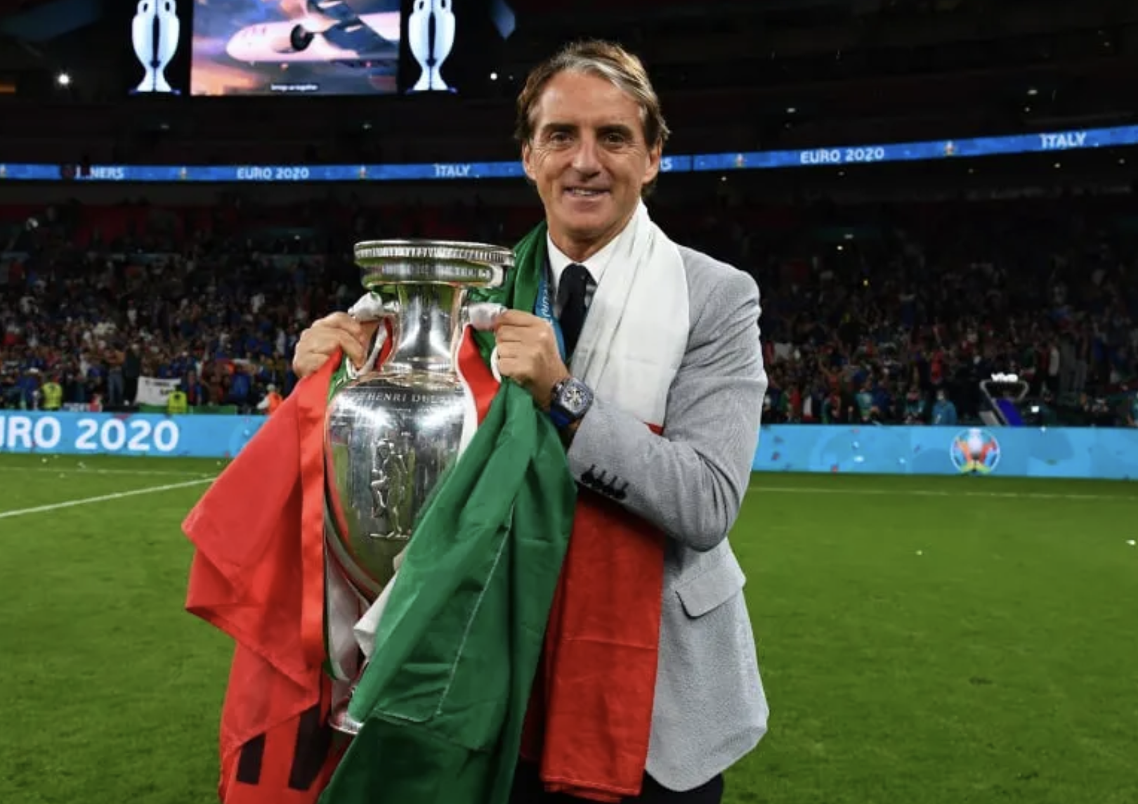 Italia está cerca de concretar la vuelta de Roberto Mancini