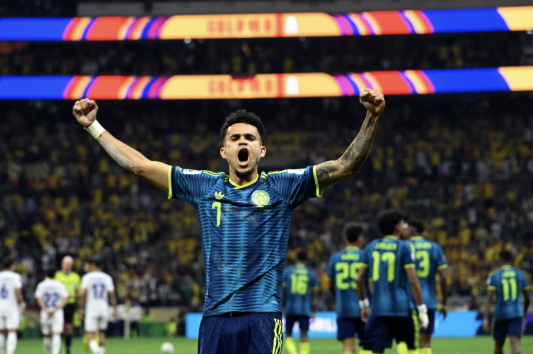 Colombia goleó a una dura Uzbekistán en su estreno mundialista