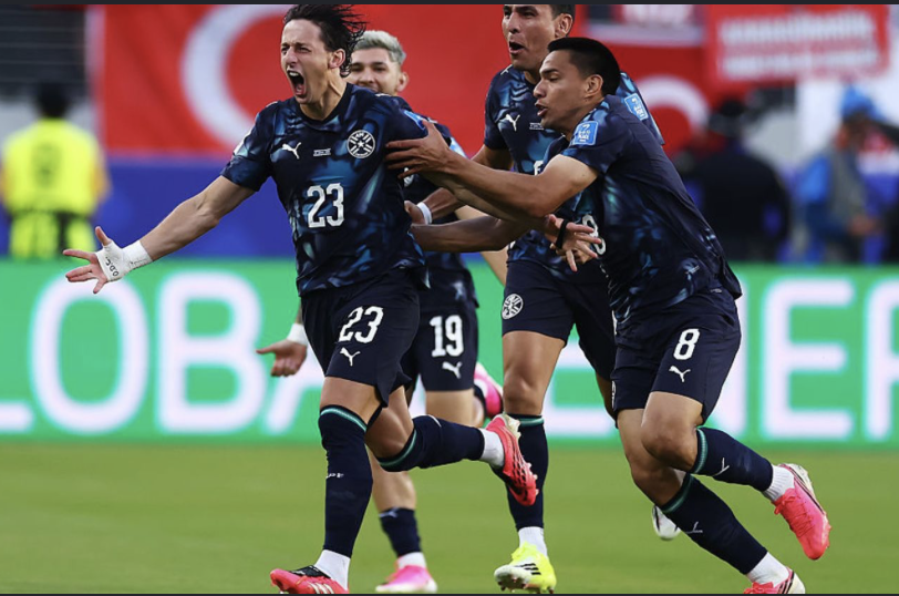 Paraguay le ganó a Turquía con un gol al minuto, lo eliminó y discutirá el segundo puesto contra Australia