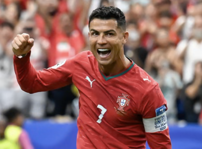 Apareció Cristiano Ronaldo y Portugal goleó 5-0 a Uzbekistán en el Mundial