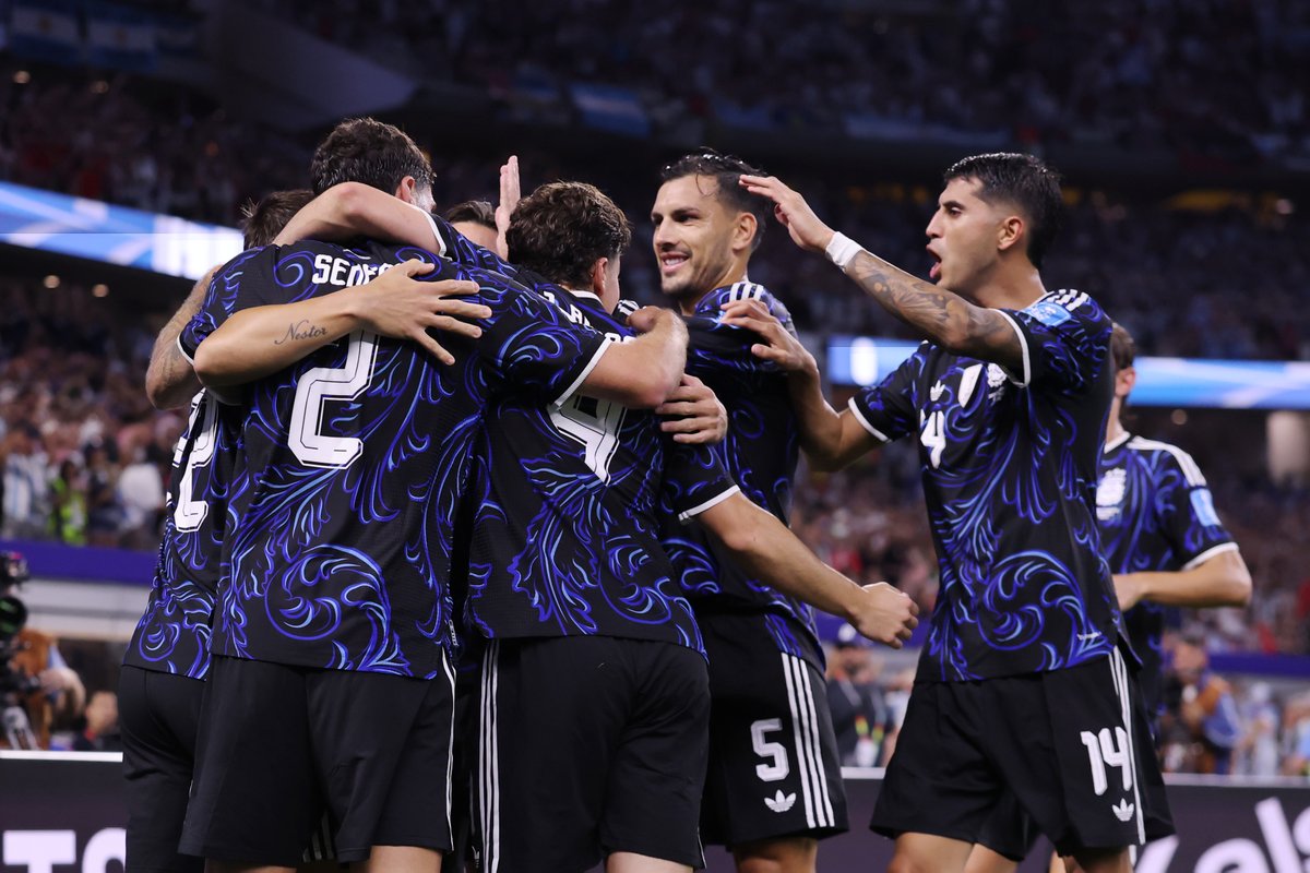 Con otro gol de Messi, la selección le ganó 3-1 a Jordania y armó una fiesta en Dallas