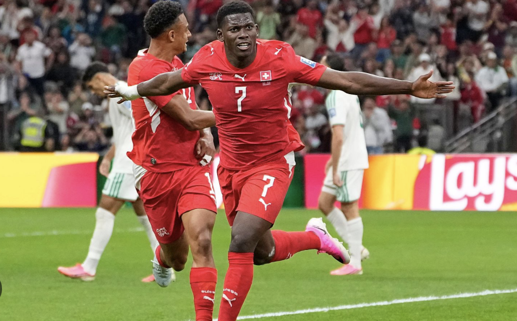 Suiza le ganó 2-0 a Argelia, consiguió el pase a octavos del Mundial y espera por Colombia o Ghana