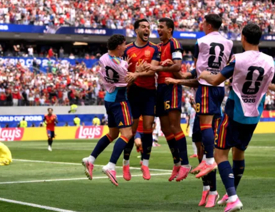 España venció 2-1 a Bélgica y jugará las semifinales del Mundial ante Francia