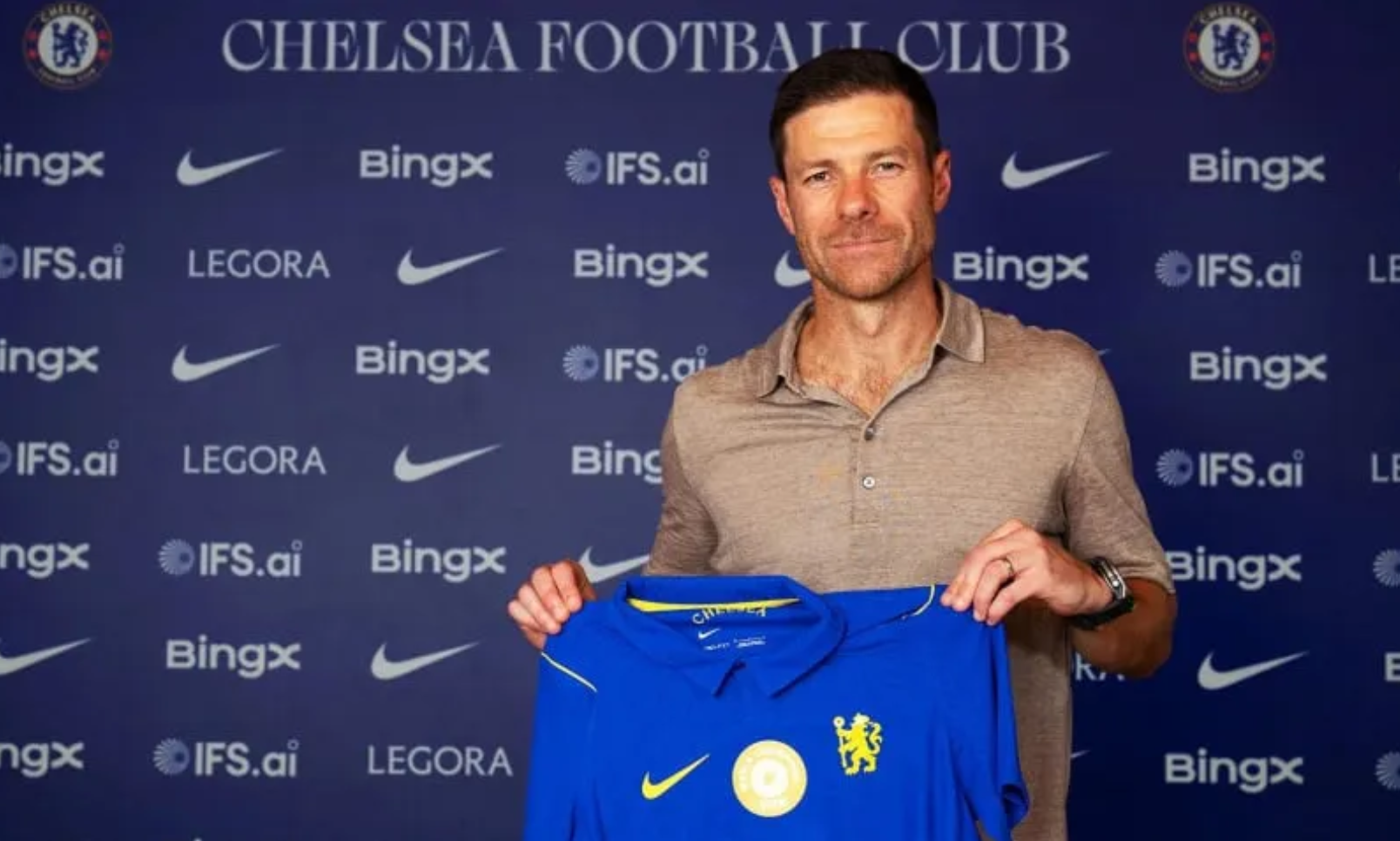 Enzo Fernández tiene nuevo DT: Chelsea presentó a Xabi Alonso