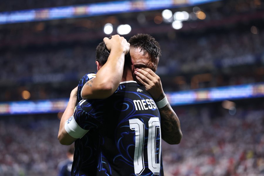 Argentina derrota a Inglaterra y jugará la final del Mundial