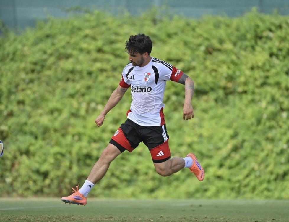 Ajax pretende sumar a Mauro Arambarri y negocia con River