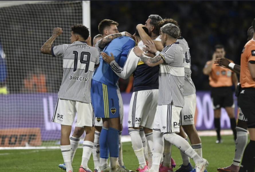 Montero fue héroe y Boca pasó a cuartos de final