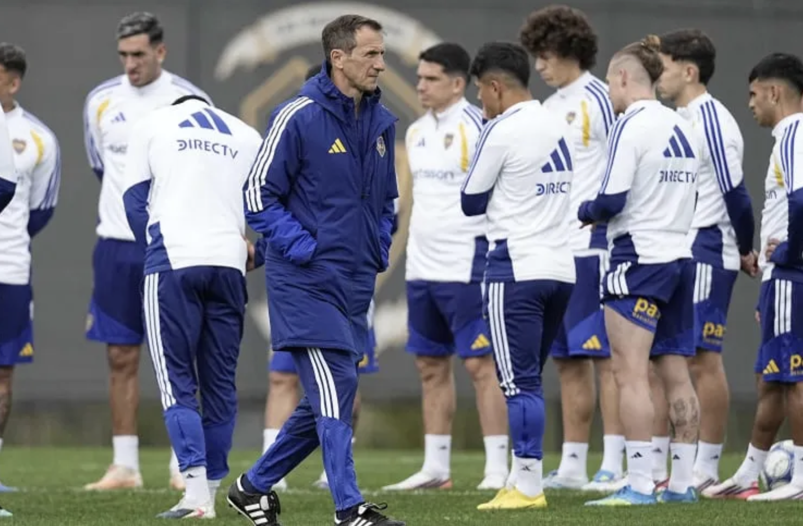 Arruabarrena comienza la rotación en Boca con la mira en Vasco da Gama