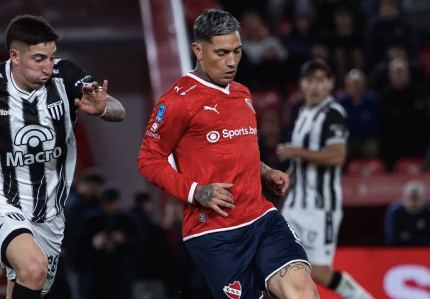 Chimy Ávila, sin goles y apuntado en Independiente