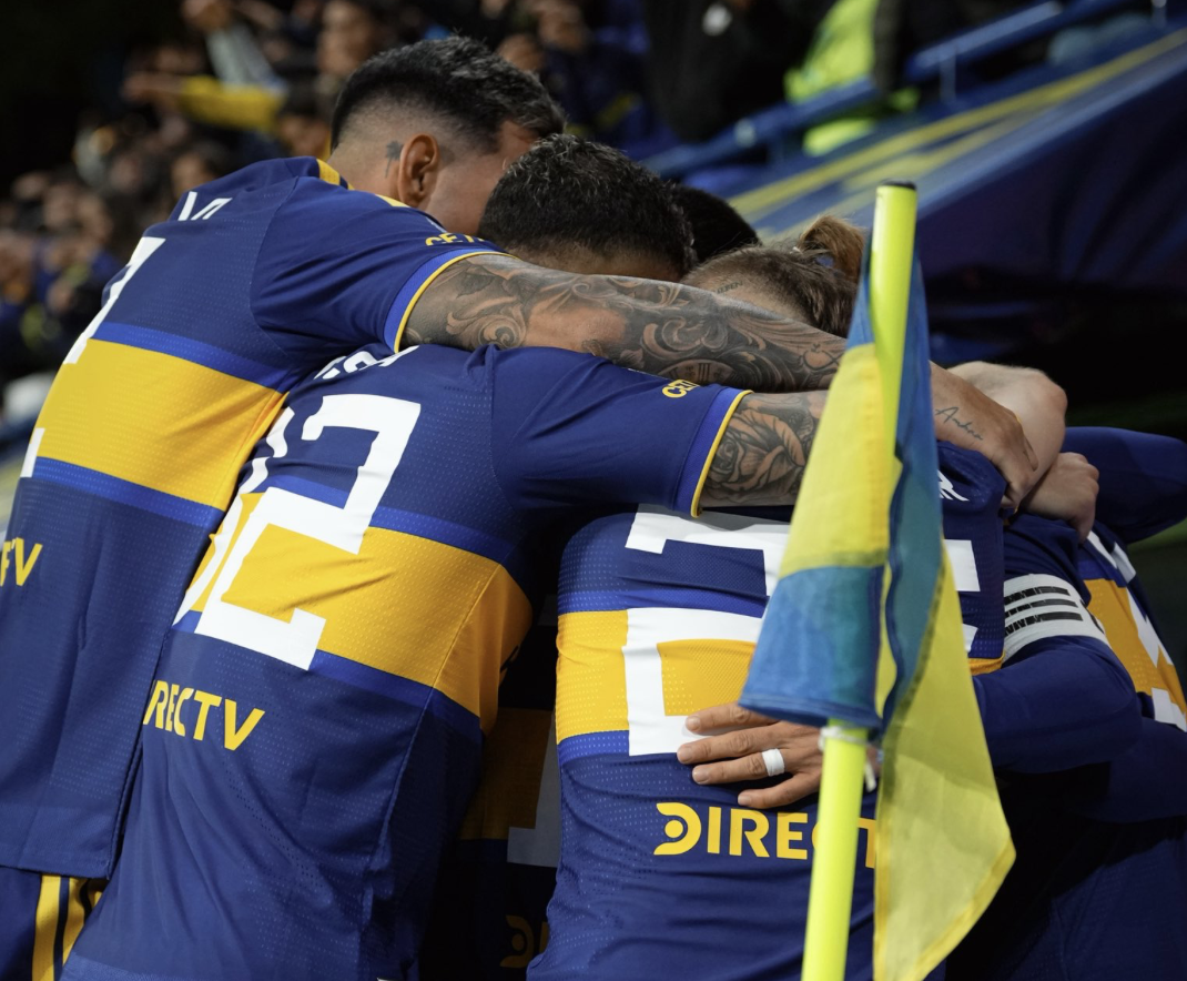 Boca Juniors venció 2-1 a Talleres y es el único líder de la Tabla Anual antes de visitar a Vasco da Gama por las semifinales de la Sudamericana