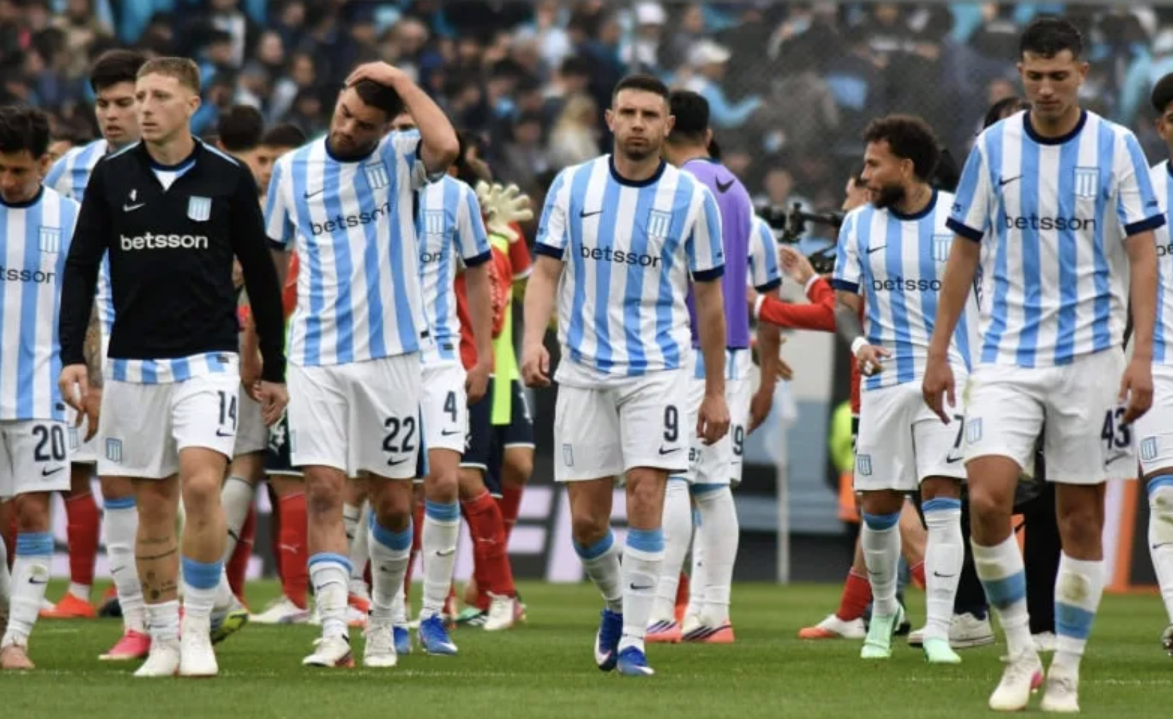 La mala racha de Racing en los clásicos: no ganó ninguno en 2026