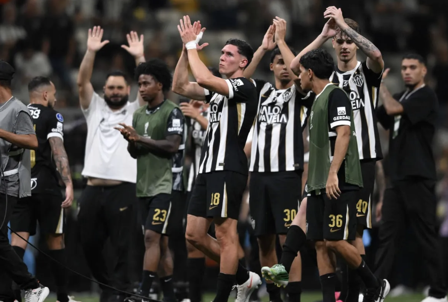 Atlético Mineiro sufrió ante Montevideo City, pero se clasificó a la final de la Sudamericana contra Boca